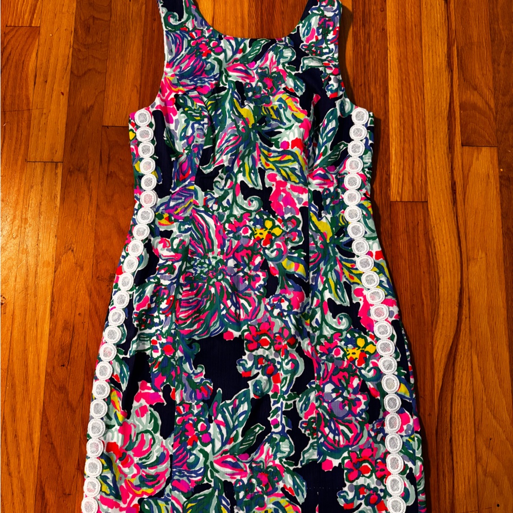 NWT Lilly Pulitzer Mila Shift Size 2 indigo exotic escapade print
